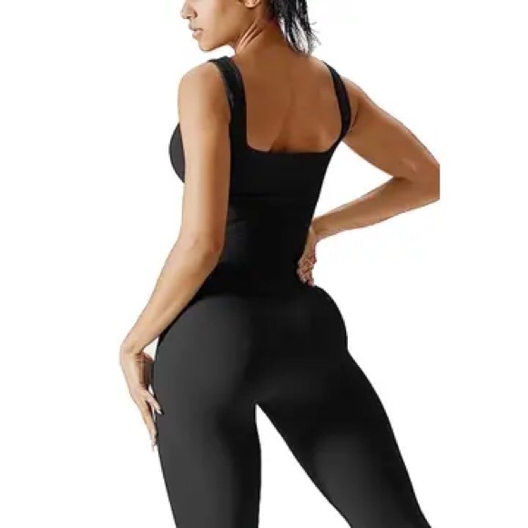 NWT Solid Black Color Seamless Ribbed Fitted Style Body Jumpsuit - Picture 5 of 11